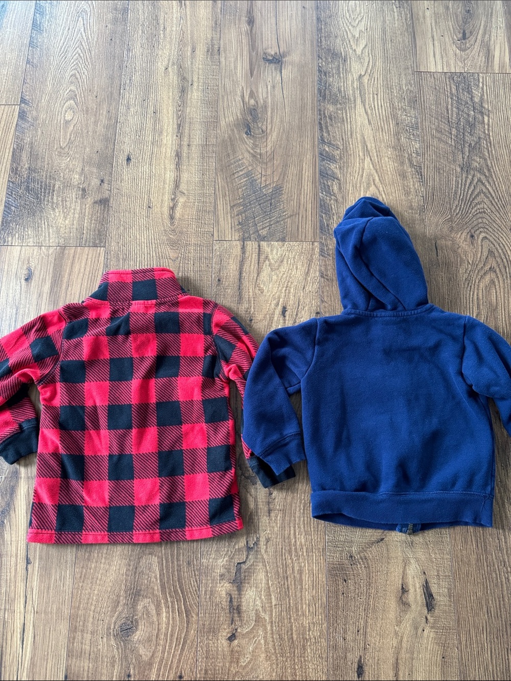 Bundle of toddler boy fall and winter tops, size 3T, Old Navy & Carter’s - Picture 10 of 14